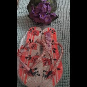 Chinelo decorado